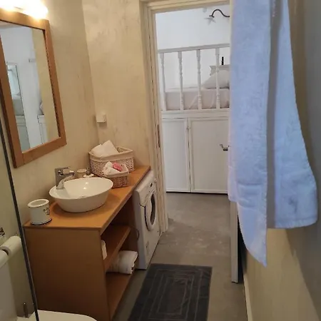 アパート Traditional Luxury House Kalithies