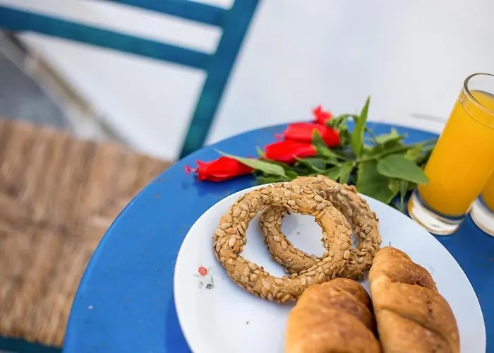 Traditional Luxury House Daire Kalithies