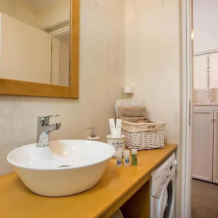 Traditional Luxury House Apartment Kalithies